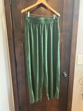 P'tula Olive Green Elastic-Waist Wide Pants